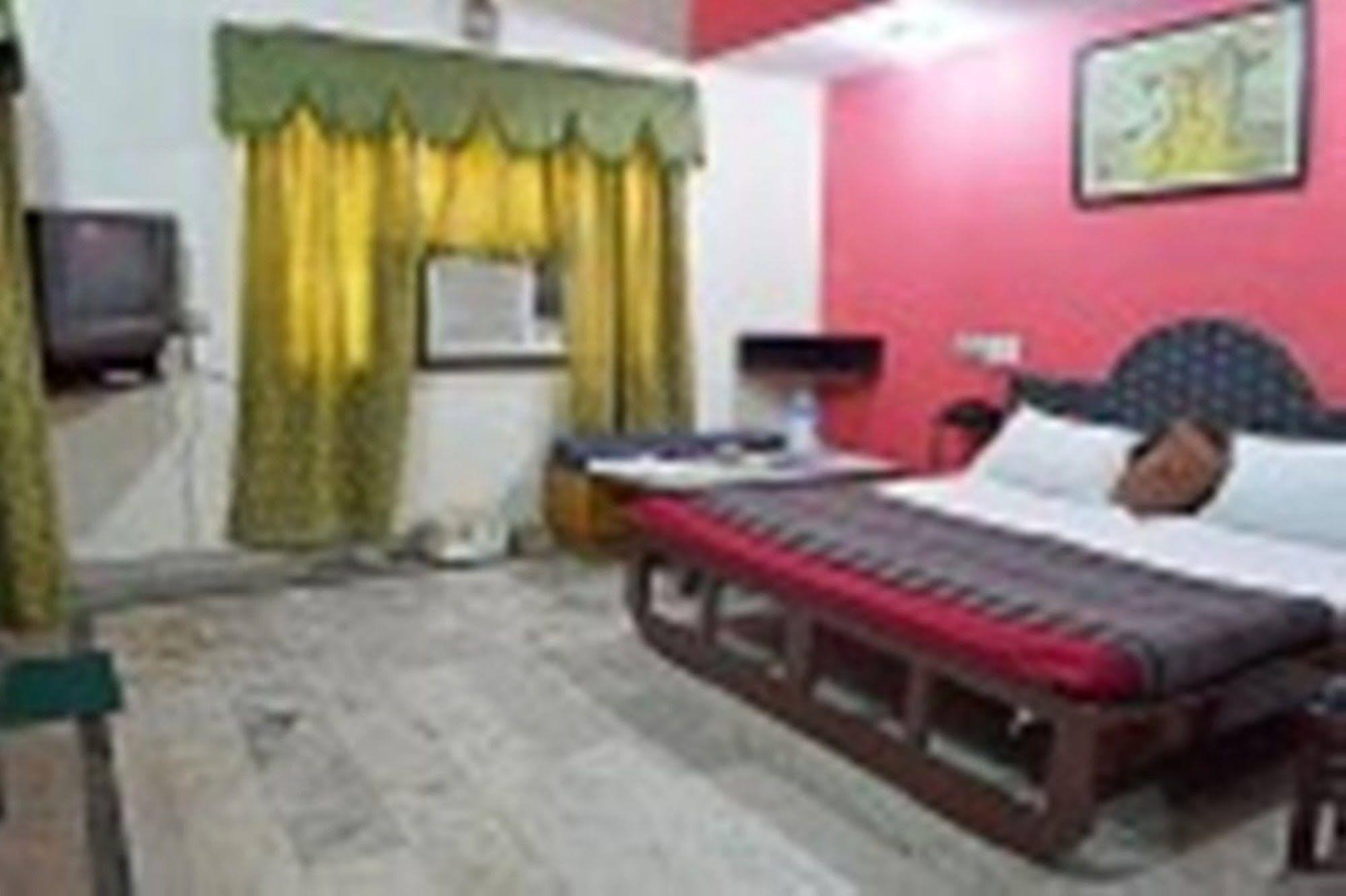 Aditya Palace Agra  Dış mekan fotoğraf